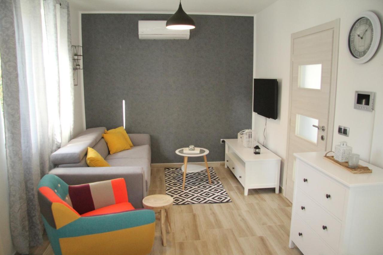 Apartman Rina,Biograd Na Moru Bagian luar foto